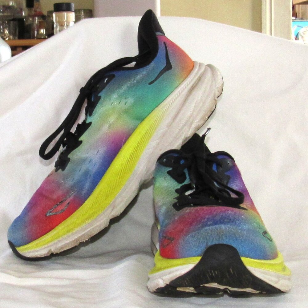 HOKA One One Clifton 9 Rainbow/Multicolor Size 7.5B